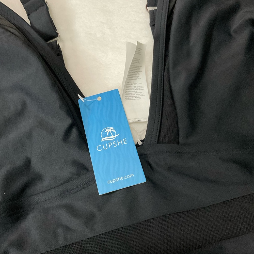 Black one piece bathing suit Size 1X - NWT - Picture 3 of 4